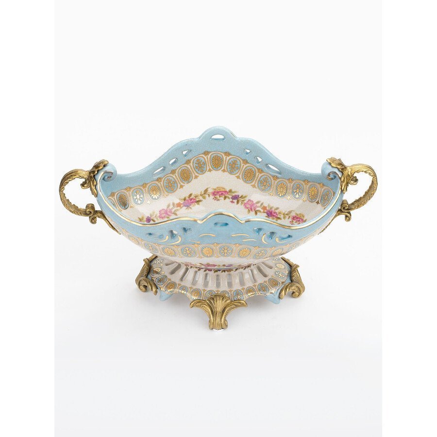 Чаша с ручкми (Фарфор с бронзой 1895г.)
